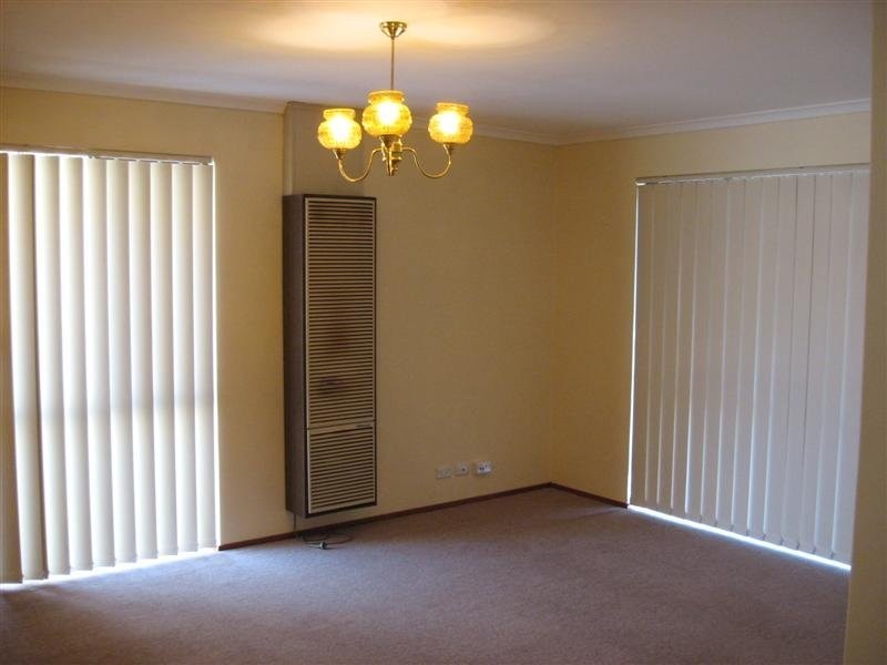 13 Burtonia Way, Forrestfield WA 6058