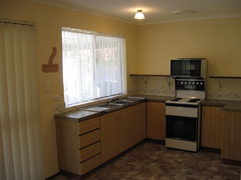 13 Burtonia Way, Forrestfield WA 6058