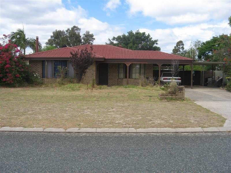 12 Bradley Way, High Wycombe WA 6057