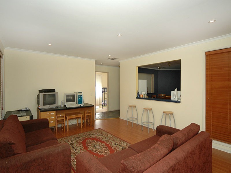 4 Dulcet Close, Aberfoyle Park SA 5159