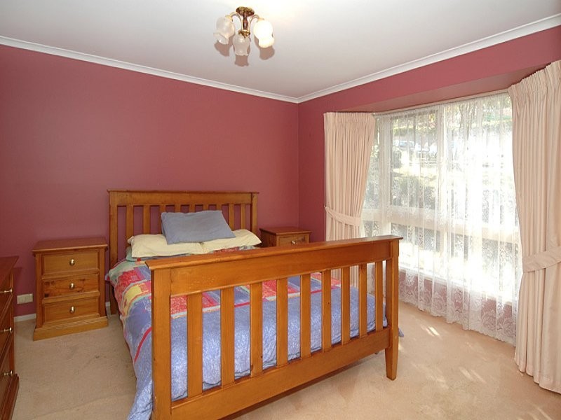 4 Dulcet Close, Aberfoyle Park SA 5159