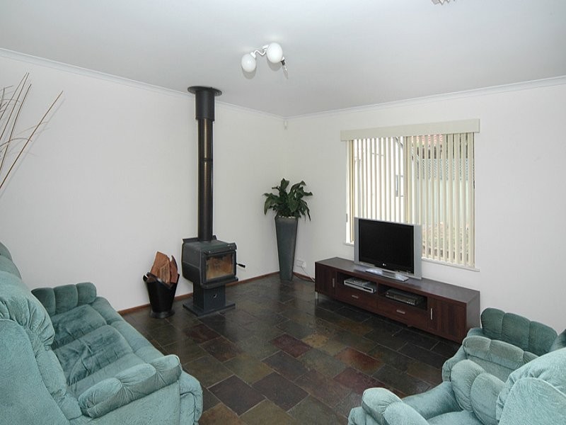 44 Sir James Hardy Way, Woodcroft SA 5162
