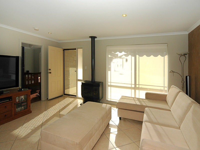 4 Brampton Court, Hallett Cove SA 5158