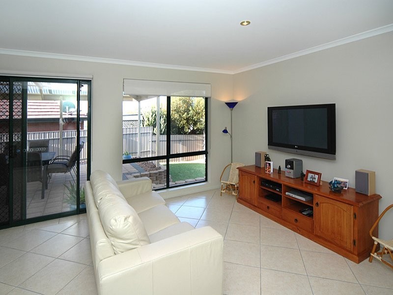 4 Brampton Court, Hallett Cove SA 5158