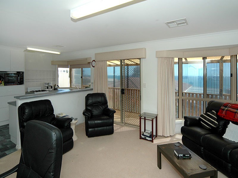 5 John Terrace, O’sullivan Beach SA 5166