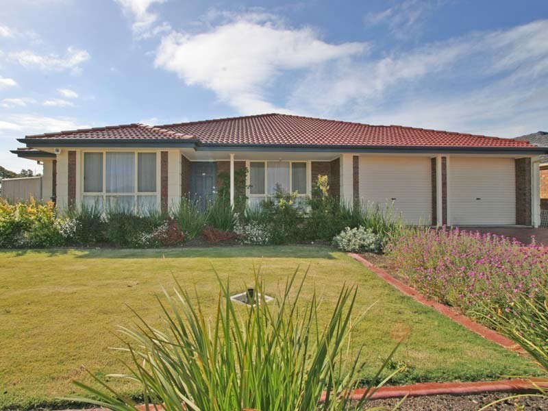 61 Pridham Boulevard, Aldinga Beach SA 5173