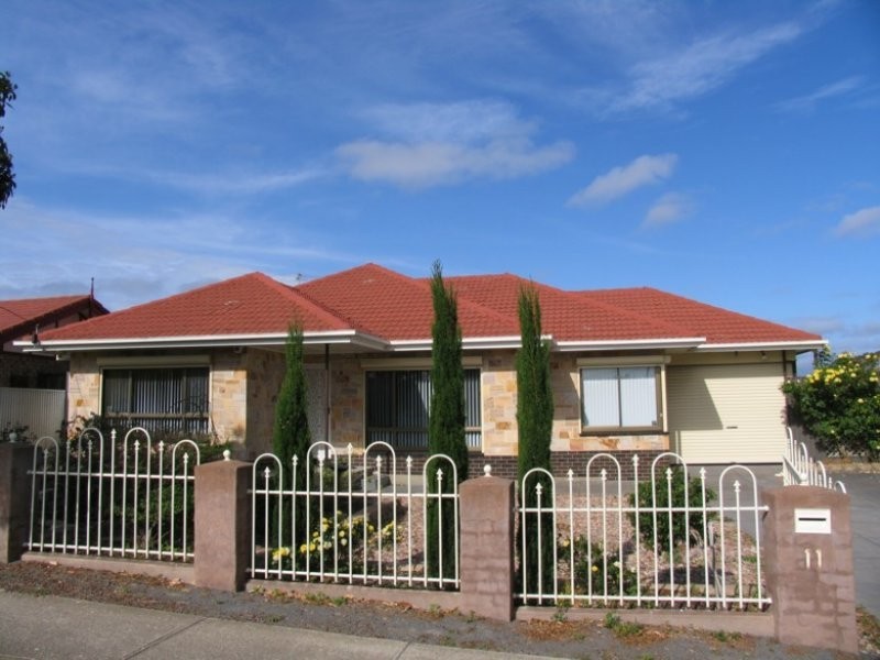 11 Hilton Street, Christies Beach SA 5165
