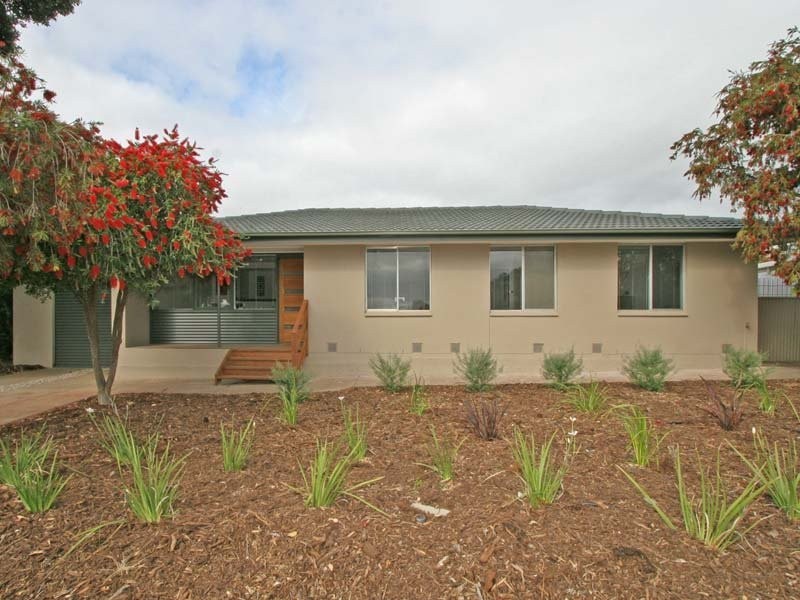 16 Gerard Street, Christie Downs SA 5164