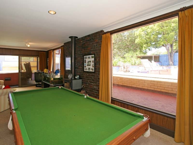 74 Brentwood Drive, Huntfield Heights SA 5163