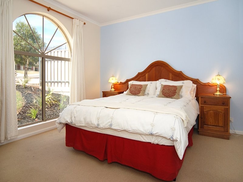 14 Kestrel Circuit, Seaford Rise SA 5169
