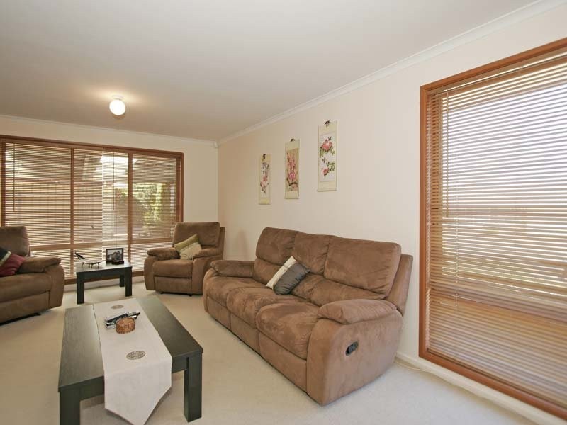 19 Mawson Circuit, Woodcroft SA 5162