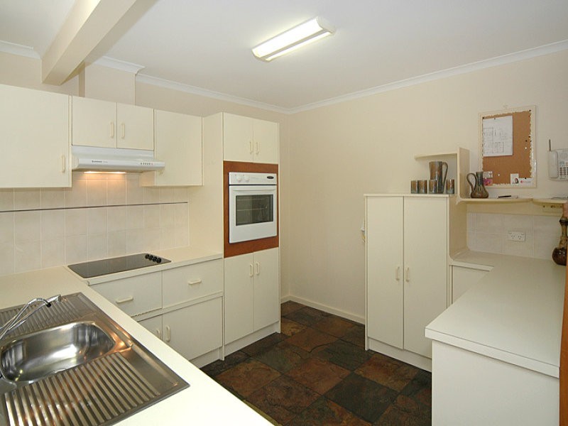 10 Hyde Place, Christies Beach SA 5165