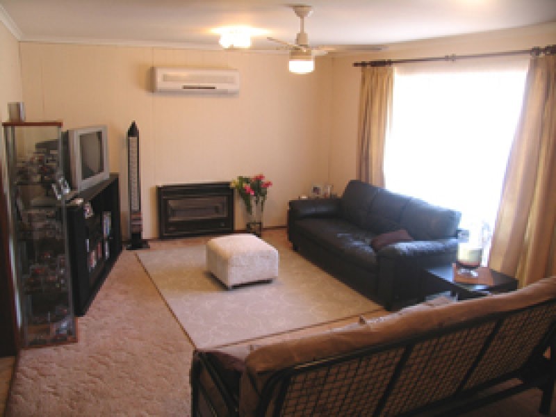 10 Woodhall Drive, Happy Valley SA 5159