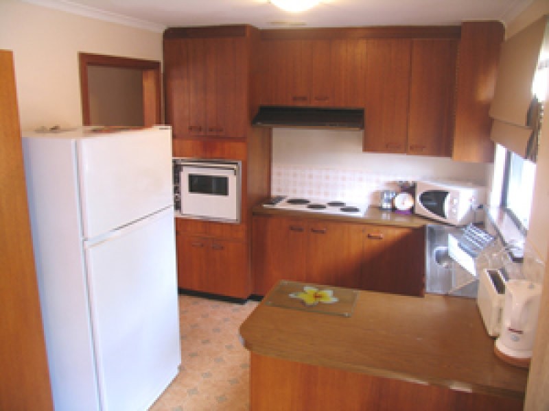 10 Woodhall Drive, Happy Valley SA 5159