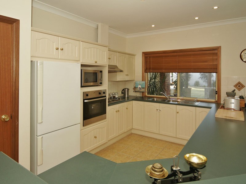3 Rose Crescent, Mclaren Flat SA 5171