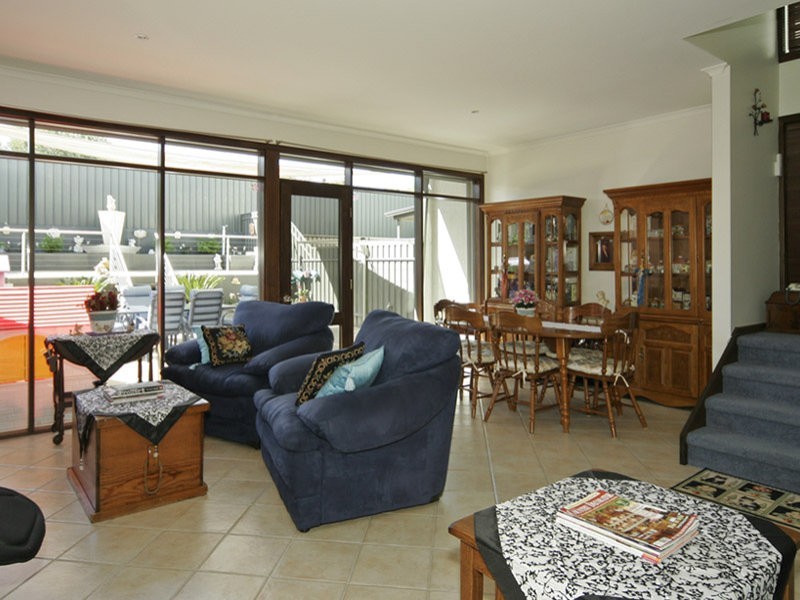 Unit 2, 31 Nashwauk Crescent, Moana SA 5169