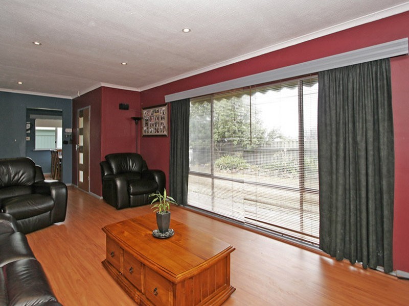 8 Avenell Avenue, Christies Beach SA 5165