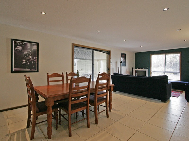 33 Baltimore Avenue, Morphett Vale SA 5162