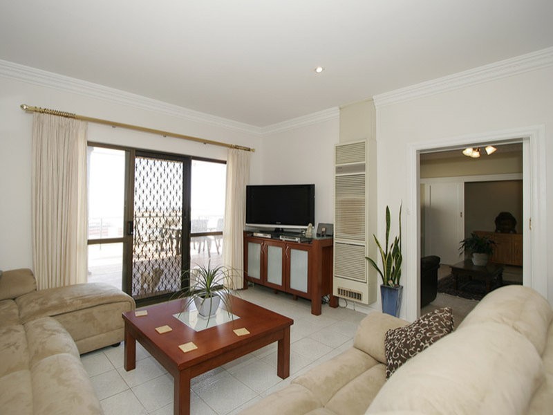 185 Esplanade, Port Noarlunga South SA 5167