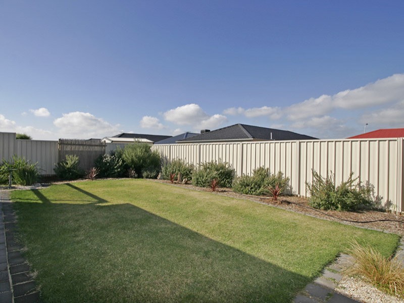 84 Pridham Boulevard, Aldinga Beach SA 5173