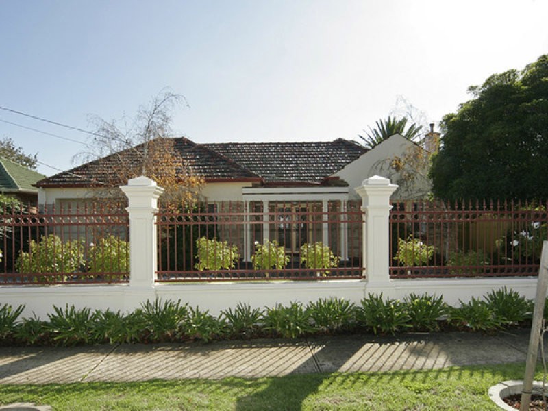 17 Gowrie Avenue, Glengowrie SA 5044