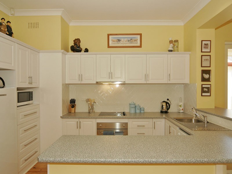 17 Gowrie Avenue, Glengowrie SA 5044