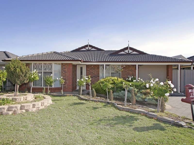 15 Whitney Crescent, Seaford SA 5169