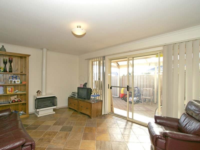 15 Whitney Crescent, Seaford SA 5169