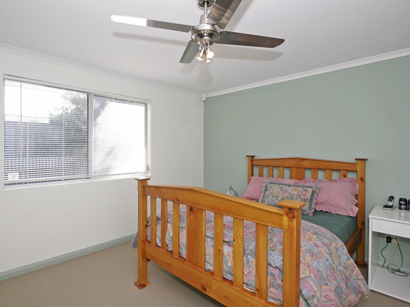 8A Keirana Avenue, Port Noarlunga SA 5167