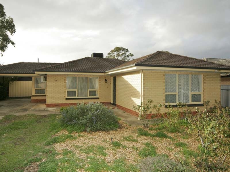 19 Stewart Avenue, Hackham SA 5163