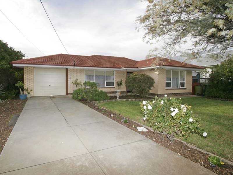 7 Petersen Crescent, Port Noarlunga SA 5167
