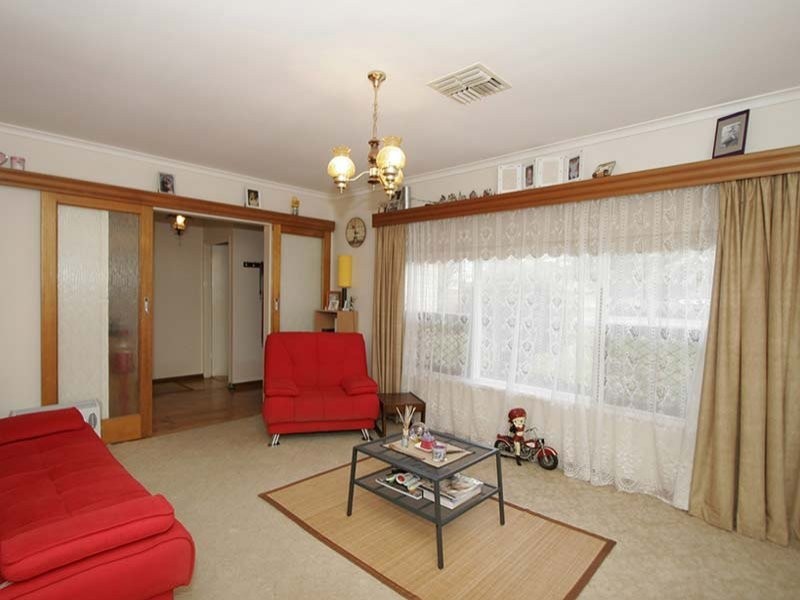 7 Petersen Crescent, Port Noarlunga SA 5167