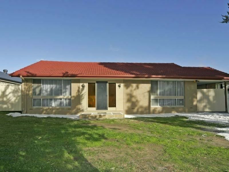 16 Braemar Avenue, Morphett Vale SA 5162