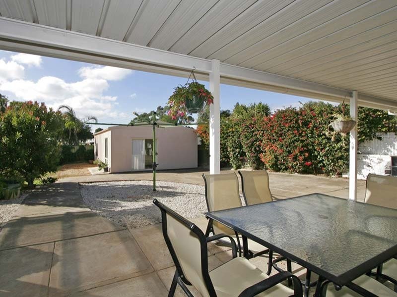 15 Sunnyside Avenue, Maslin Beach SA 5170