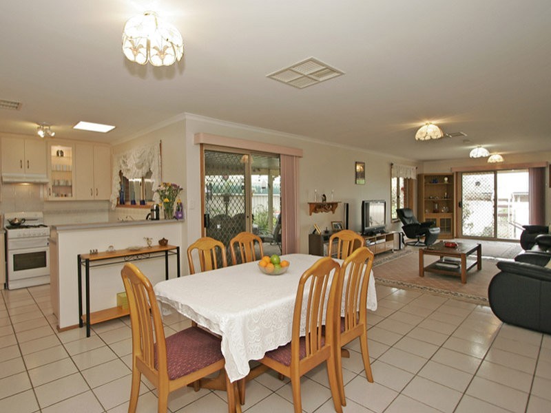16 Goulding Grove, Noarlunga Downs SA 5168
