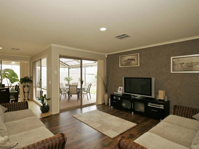 18 Spy Glass Hill Circuit, Seaford Rise SA 5169