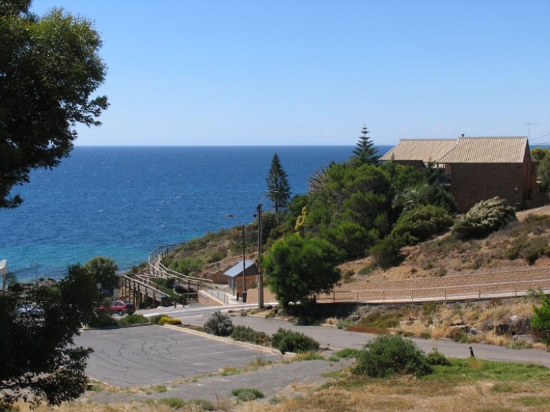 2d Jervois Terrace, Marino SA 5049