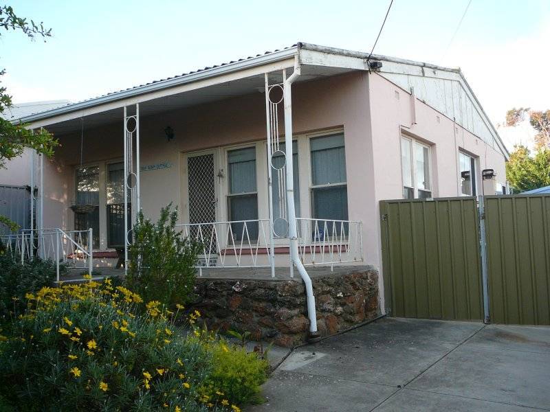 16 Roy Terrace, Christies Beach SA 5165