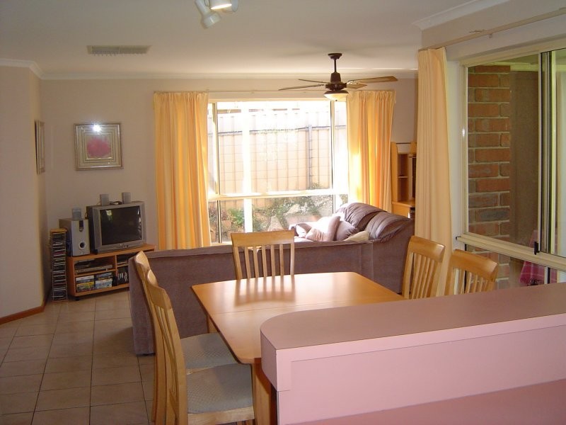 15 Smugglers Drive, Seaford Rise SA 5169