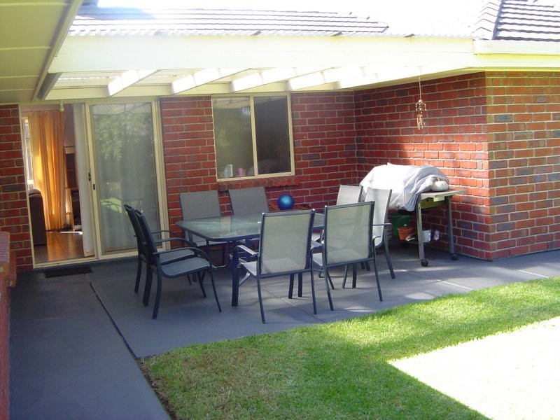 15 Smugglers Drive, Seaford Rise SA 5169