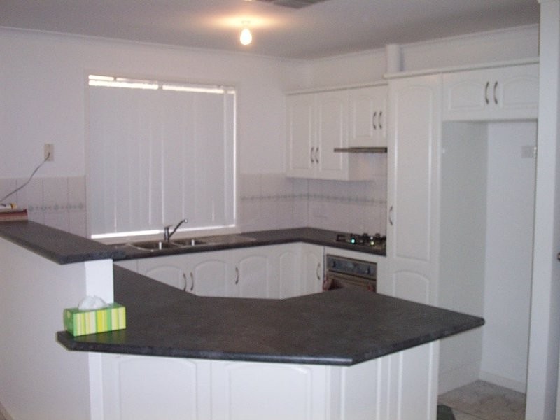 98 Pridham Boulevard, Aldinga Beach SA 5173