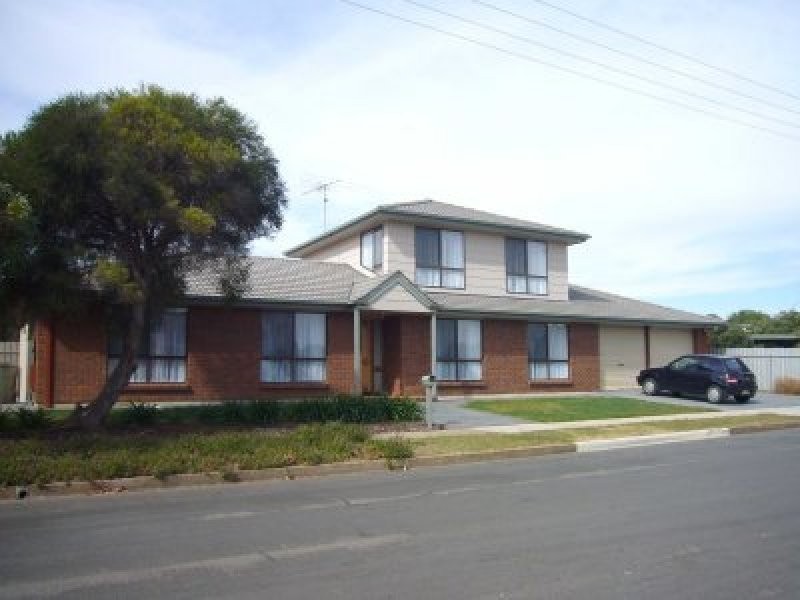 1 Fourth Avenue, Moana SA 5169