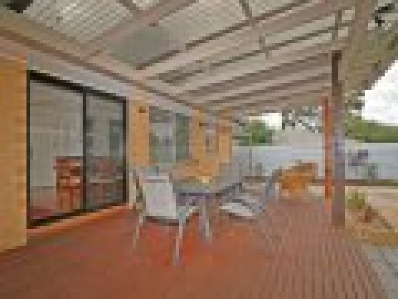 16 Gerard Street, Christie Downs SA 5164