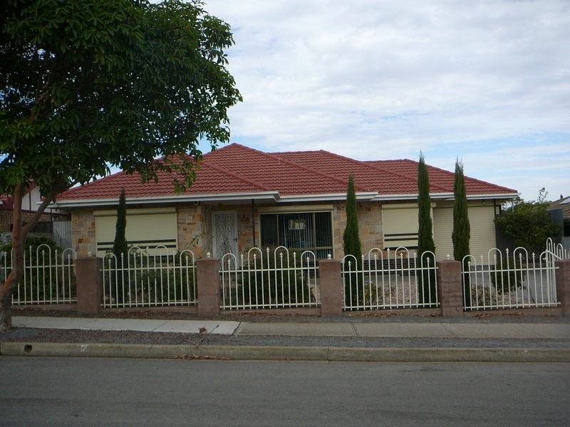 11 Hilton Street, Christies Beach SA 5165