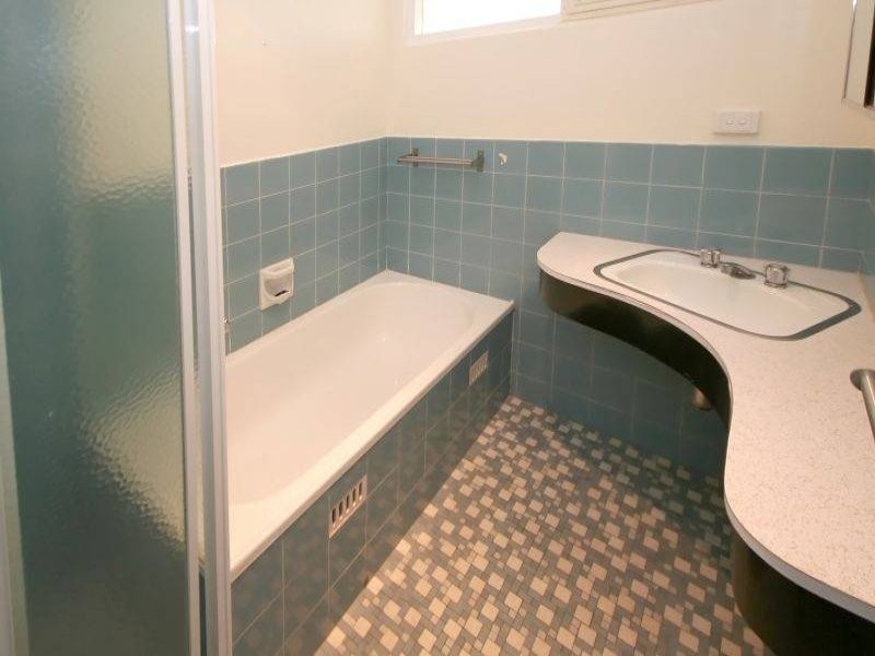 17 Oliver Street, Reynella SA 5161