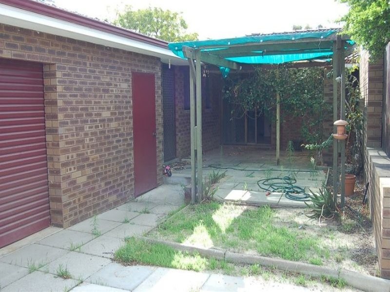 2 Wyong Road, Bentley WA 6102