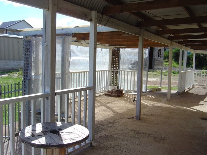 32 Roderick Street, Bremer Bay WA 6338