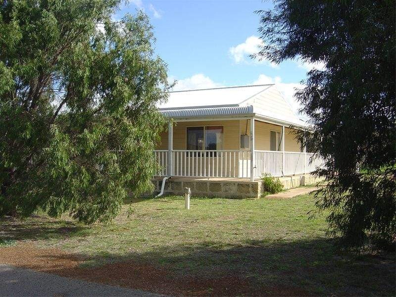 32 Roderick Street, Bremer Bay WA 6338