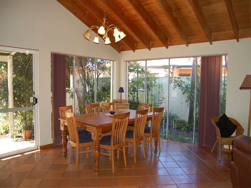 6A Forster Avenue, Lathlain WA 6100