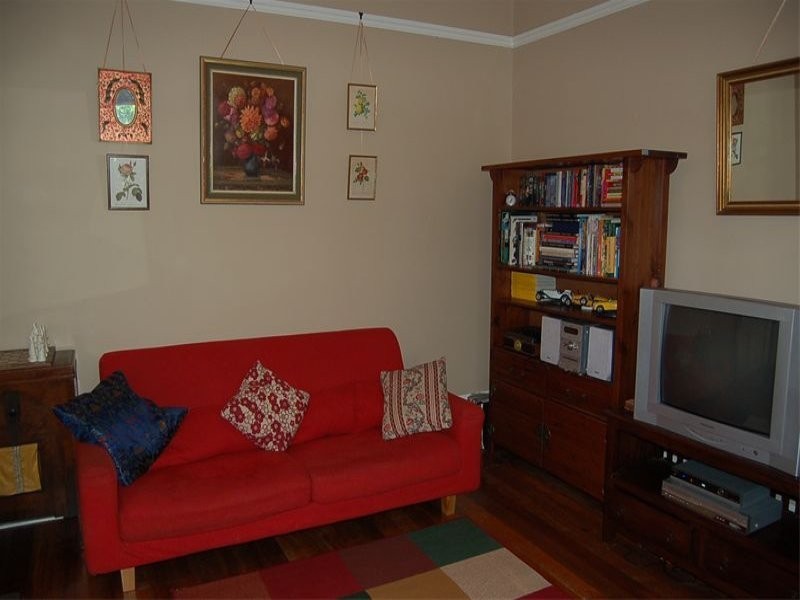 71 Kitchener Avenue, Victoria Park WA 6100